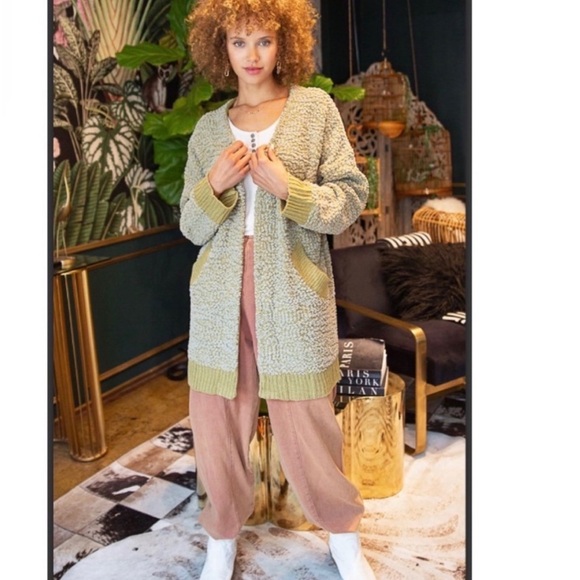 POL long cardigan Olive Green popcorn long sleeve with front pockets NWT - Picture 9 of 10